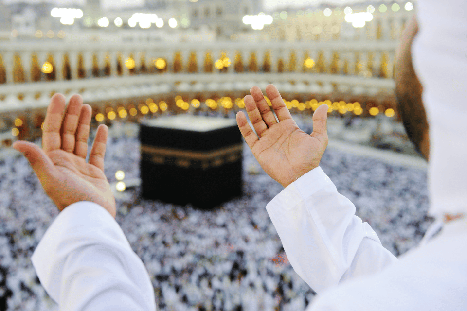 Umrah Pilgrims with Al-Safar Travel