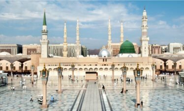 Madinah - Blessed Moments in Umrah Ramadan